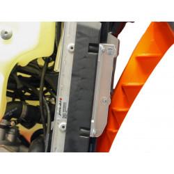 RADIATOR GUARDS EXC/F 24- BK - 19010950 - Dr Rider