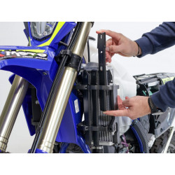 RADIATOR GUARDS HDPE BK  - 19010955 - Dr Rider