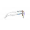 Lunettes de soleil OAKLEY Frogskins S Crystal Clear - verres Prizm Sapphire | Dr Rider