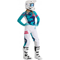 BOOT WMN BLITZ XR WH/BK 8 - 34103139 - Dr Rider