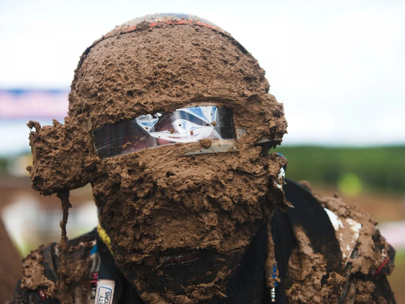 Roll-Off motocross : avantages et différences avec les Tear-Off